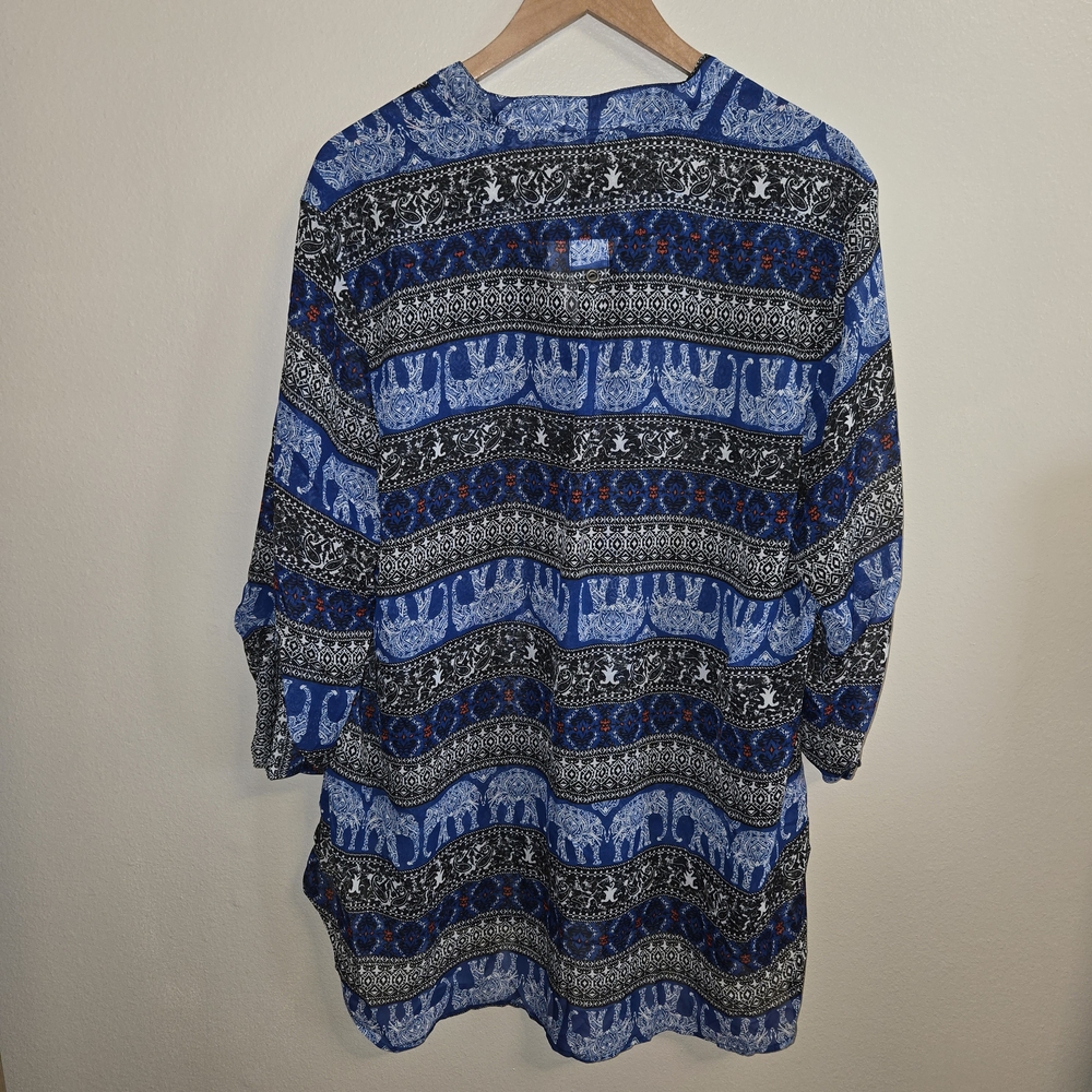 Patterned Blouse - Picture 4 of 5